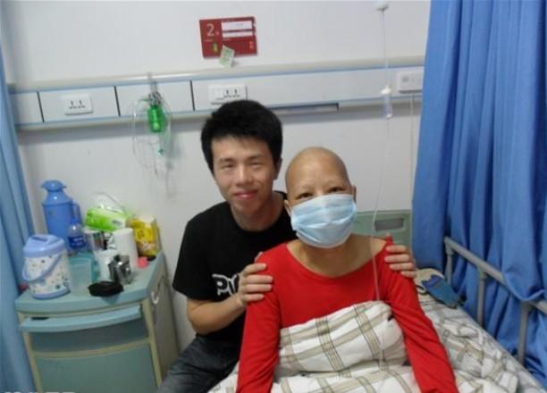 ��Ȼ������ʹ�������軹�Ǻ��ֹ۵�̸Ц��