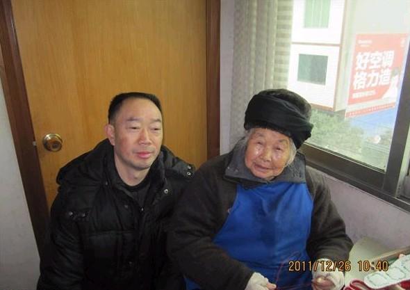 ��ΰ����ʦ��99������ĸ����һ��ĸ��һֱ�������������չ������������м�����㣬������Ϊ�����Լ�����������Ρ�