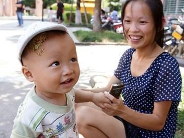 ý���ֳ���С������������Ծ�ͷ��ͷ����Ϊ��Ѫ̫�࣬�����ˣ����˸�����