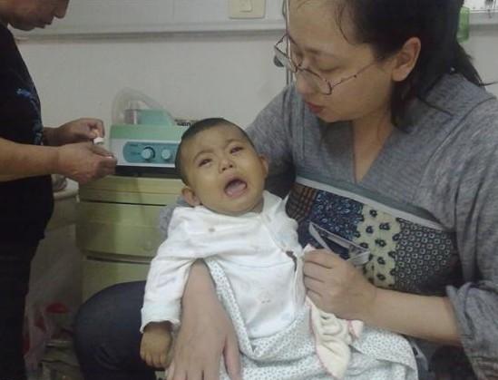 ÿ��ιҩ���������۴�ޣ����ƹ����������ڸ�����ιҩ