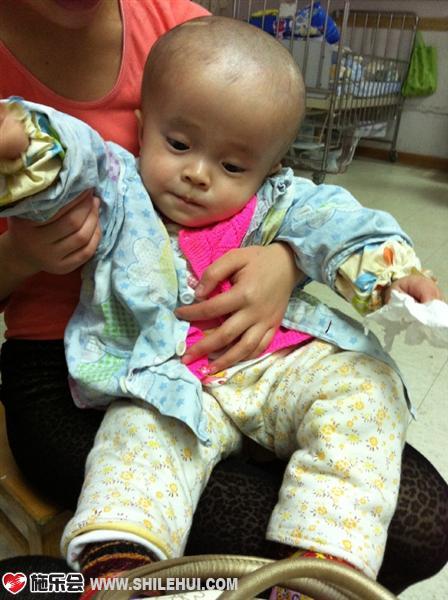 ������ǰһ�����ϣ��Ϻ����������������Ĳ�����Сʢ�ġ����ͣ�