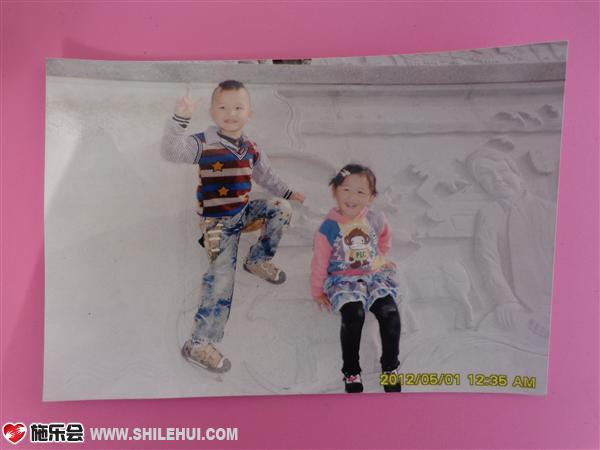 ȥ����һ�ų��٣���ĸ���ŷ�����������ȥ���Σ���ʱ���������ڸ�ĸ�Ĺػ�������ô�Ŀ����Ҹ��������������˲������ᡣ