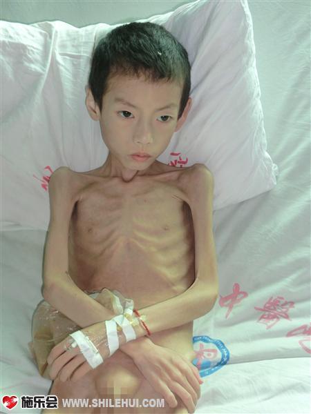 &ldquo;���˼ҵĺ�������ѧ���Һ���������&rdquo;������۾��ĺ��棬С�ŵ�����������˼��