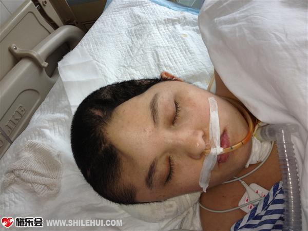 ����ͷ�ǹ�ȥ������֮��ͷ�����м䰼��ȥ��