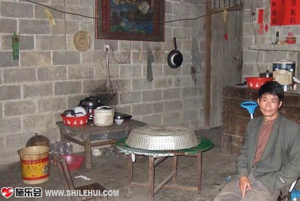 ũ���ռң�үү50�����ˣ����ڼ����չ�����ĸ������������