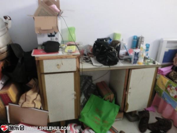 ��������Ǽ���Ϻõ�ļҾߣ����ǴӶ����г��������ġ�