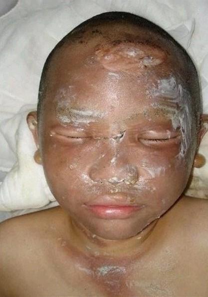 ���˺��ݿ���Ƭ