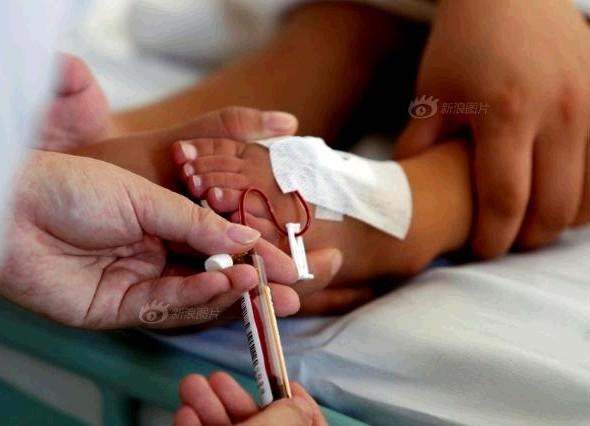 ���ӽ��ϵ�Ѫ�ܷǳ�ϸ���ò����ײų��һ��Ѫ