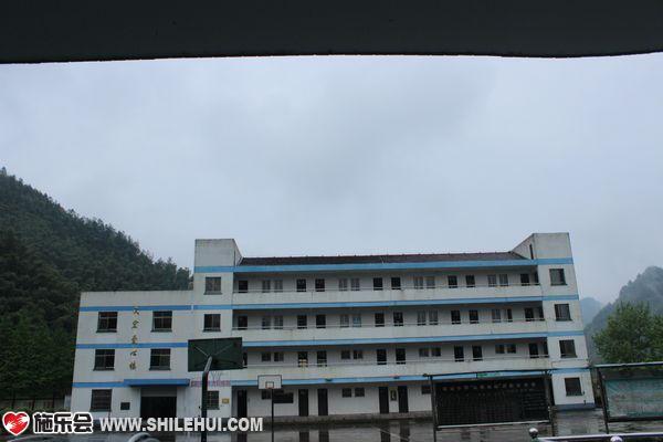 �ⴱ��¥������ʯСѧ������ѧ¥����ʯ����СѧǨ��������¥��4�����