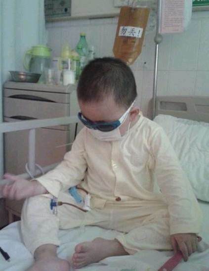 �ϻ���ҩˮ����̼��۾�����������ī�����ÿ�Ŷ�������վ�������Ҿ��ǳ��ˡ�  