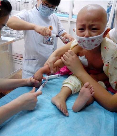 С�����ֵ������ˣ������ں��ӵ����Ͼ������ڼ��˵����ϣ����ĵ�ʹ��