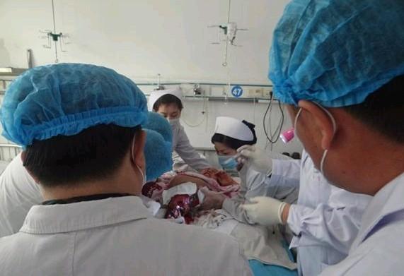 ���ں����������ʮ������ֻ�ܲɼ����⼸����Ƭ����ʵ����Ҫ̫�����Ƭ����ǰ��Ѫ���ܵ�һĻ���Ŷ����˾��ġ����  