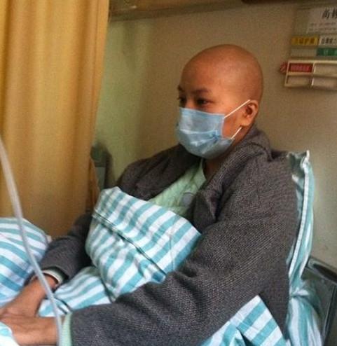 �о����ڵȴ���������ʱ����ʵ����ʱ���������Ҫ�����ˣ������뵽�Լ��ĸ�ĸ�����ˣ�������ô������Լ������ѣ������������ﵹ�£�