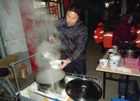 ־Ը��������æµ��Ϊǰ���Ͳ͵�����ʢ��