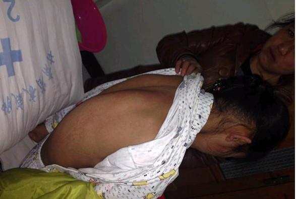 ����ϼ�ĺ󼹱�����ҿ��Կ������ļ����������ұߣ�������ͻ��  