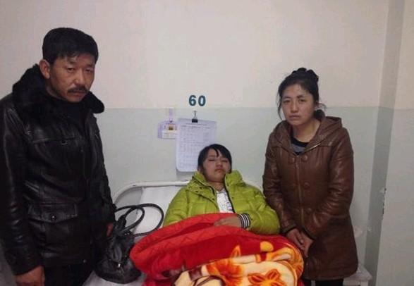 ����ǰϦ������ϼһ�Һ�Ӱ����Ƭ�����Կ������ĸ�ĸ�㲵�����  