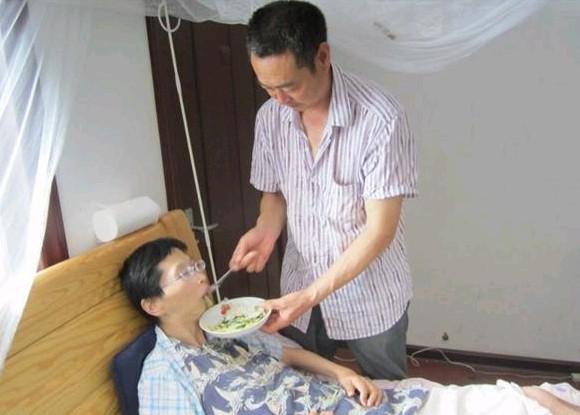 ���ط������Լ��Է���ÿ�쿿���ɷ���ι����  