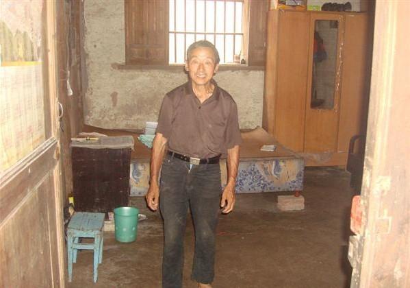 �����վ�ڼ��ﻶӭ��Ը�ߵĵ���