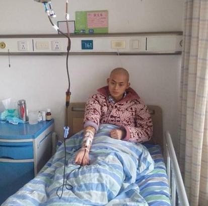 ��������Ļ��ƣ�����ҩ��Ѫ���˺��ܴ�֮ǰ���˻���ҩ���׵����С��ͷ��һֱ�þ����ף�ֲ��֮������Ժ�ת��     