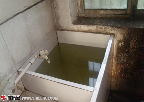 ���Ӻ���ʦ��̧������ˮ���ʹ�������ڸ��Ϊ�����������á�