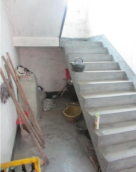 ����������¥�ݵ������˸��ֳ�ͷ