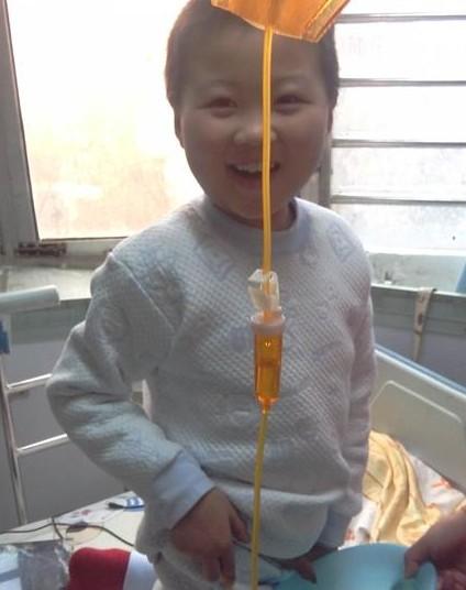 �ϻ����е�С���ϣ���Ϊ�ϵļ���̫�����ÿʮ�����Ӻ�һ��ˮ��һ���򣬰Ѷ����ų����⣬�����ǻƵġ�