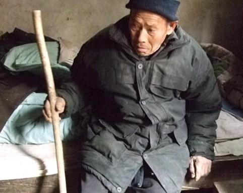 ���Ƶ����������˹¶������ڴ��ط�������ô����죬���˵Ĵ���ȴֻ��һ�㱡���Ĵ�����