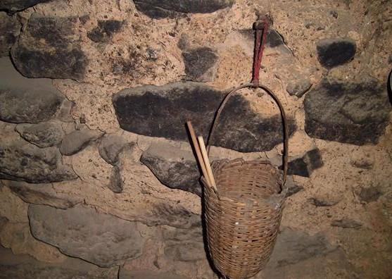 ɽ���¶�̫���ˣ�������Сѩ�����������˽�����æ����ȡů��