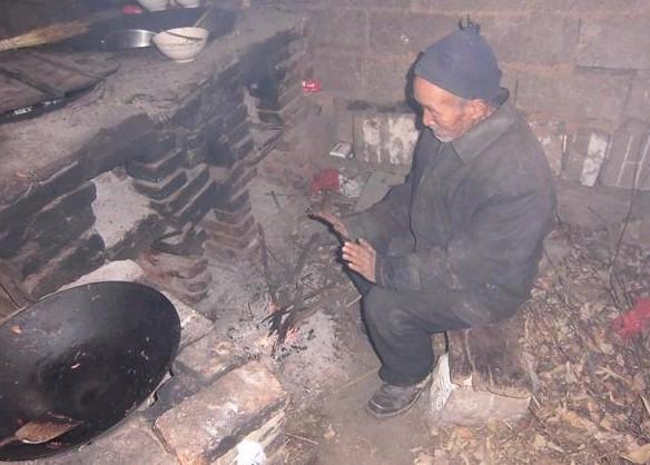 ɽ����¶Ⱥܵͣ�����ȥʱ�������ڳ�������ȡů��