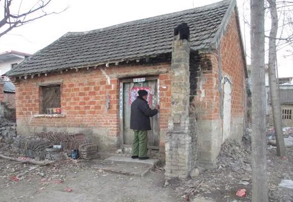 ���Ǭ���˵ķ��ݣ����������Σ��ݶ�©�꣬������û������ȥ����