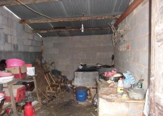 ������ʯ���ߴ���ļ�ª������