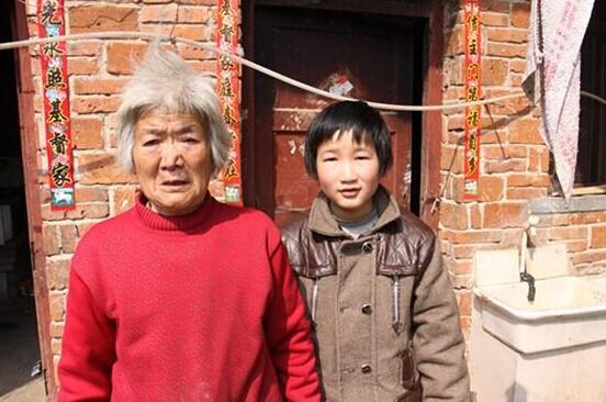 �����˺ͻ��м��������մ������̡�