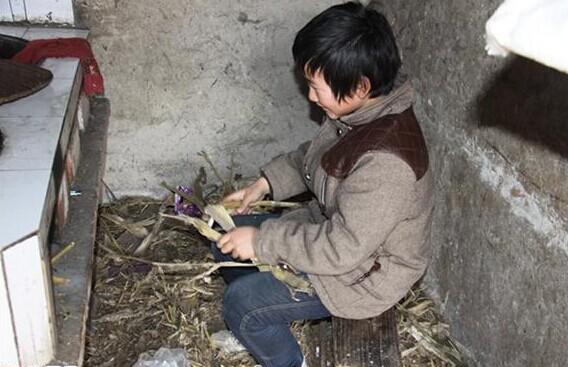 �ڸ���ũæʱ�����˾��Լ��������ȸ��׻���һ��ԡ�