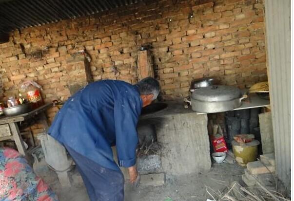 ֶ�Ӽҵ���̨��������������̨���鷳��ÿ���������Ҫ�úܳ�ʱ�䡣