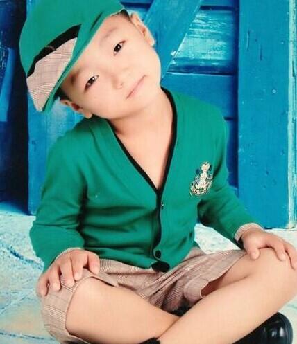 ����ǰ��Сѫ���Ǹ�˧���ɰ��ĺ���