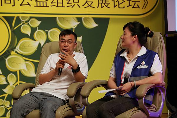 �����϶�ͯ�����ƻ��������׿˲μ��ˡ��л����Ȼ�9958��ͯ����������Ŀ�о���չ���桷�������ߡ��й�ҽ�ƾ���������֯��չ��̳�����������̳�з������ԡ�