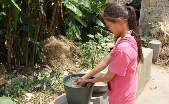 �̽���һ�Ҿ�ס��ɽ������ͨ���㣬����ƶ񤣬��ס�Ļ���������������ܲ�