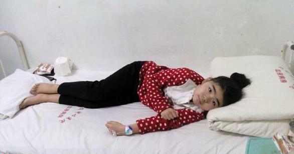 �ֵ��ڲ����ϵ���ѪС�塣