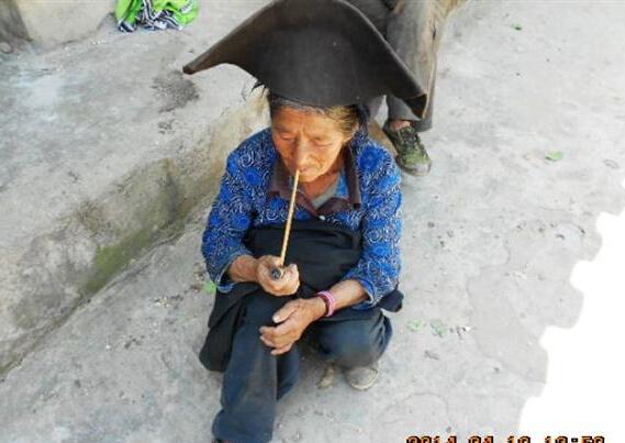 ����������˾�ס���Ĵ���ɽ�ߺ�ɽ�������ؽ�ͨ���㣬����ʮ�ֵ����