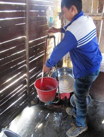 �����Ǹ����µĺ��ӣ�������������ĸ��������