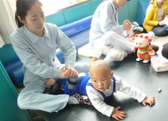 ���������Һ��ڿ����ҽ��ܿ���ѵ����