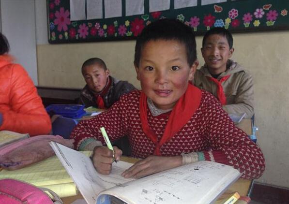 ��������񣬿��ĵ�Ц�ݣ������˶�δ������