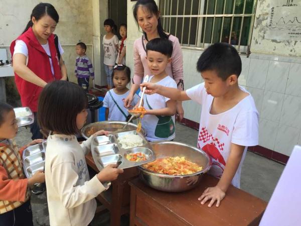 ����Ʊ˵���� ���л���������ͻ����֧�֣������ͻ������й����Ծ���˰ǰ�۳��ʸ��������Ҫ���߾����վݣ���ֱ�ӹ�ע���ǡ��ٷ���վ��http://www.mianfeiwucan.org/donate/donatereceipt/ ����������ȡ����ϵ����������ύ�ɹ������ǵĹ�����Ա����15����������Ϊ�����߹�������վݡ�