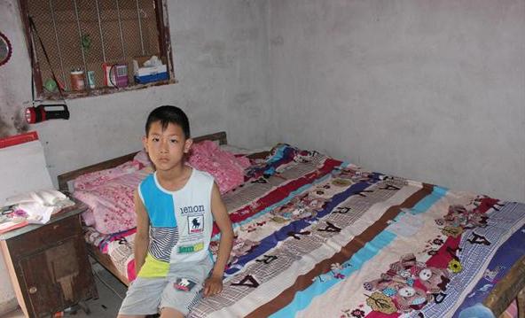 ��ѻԵĸ�����ȥ����ĸ�״������ͽ�㿿����ά��