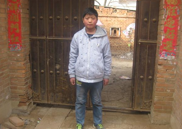 ���𻢣�16�꣬���𻢵�ĸ���������м��ˡ�