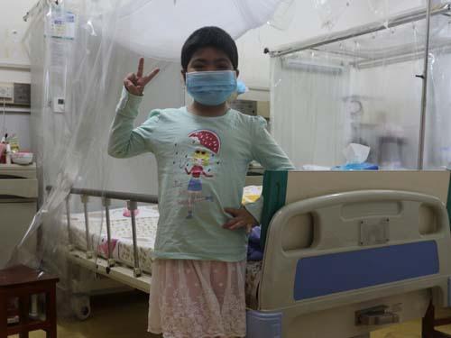 2014��7�£���������ӵ�ҽԺ֪ͨ���ҵ���ȫ��ϵĹ��蹩�ߣ����ҹ������ϸ񣬽���9�·ݽ��и�ϸ����ֲ������һ��������ϲ��ͬʱ��Ϊ�߰���������һ��Īչ��������ᰮ����ʿ�Ͱ��������ڳﹻ�������ѡ������л�����⹤����Ա��ͨ��������������2014��9��22�ս�����ֲ������