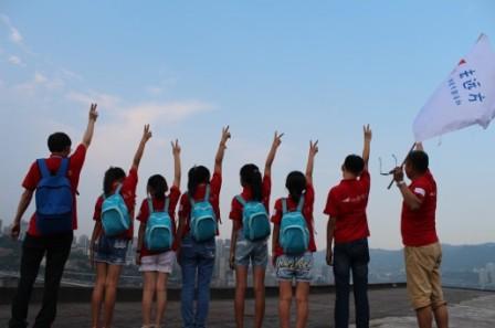 ���ǽ������·�ʽ����������ů�⣺ 1. �氮�����־Ը���ǻ�ȫ�̼�¼�����ǵ�����֮�ã������ǵ�Ц���᲻�ϵĳ��������ǵ���Ŀ����������ע�� 2. �����˹��ɱ����ʼĳɱ�������Ч�ʵ����صĿ��ǣ������ϣ��氮���뽫Ϊ����200Ԫ�����ϵľ����˵������߹���ͳһ�����վݣ������½⣬�������롣 ���ȷʵ��Ҫ�����ھ��󣬽�����&ldquo;������ͼ+��Ʊ̧ͷ���ʼĵ�ַ����������ϵ�绰&rdquo;���ʼ�������brand@adream.org ����ÿһ���ƿ����֧�ֺ͹���������ʵ��Զ�����������������ÿһ�ݰ��ģ�����֧�ֺ������ߵĸ�Զ��