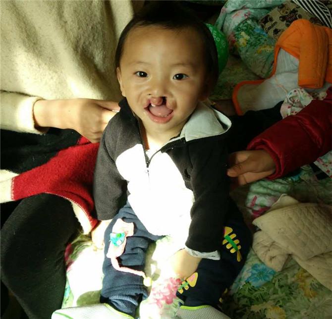 �����������ຣ������˫����ȫ�Դ��ѣ�ʮ�����ء� �����ĸ�ĸ���ǲ���Ҳ���ϵķ��ͽ����ǰ����������Ϊ����������һ��żȻ�Ļ��ᵱ�������Ļ��֪���������Ĺ��¡�������һλ������ǡ������Ȼ��һλ־Ը���Ǻ��ѣ�����һ�����ľ�����������ʼ�ˡ�