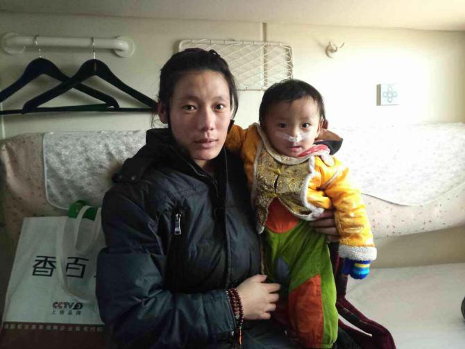 ���յ���λ���ѷ�����������Ƭ�����ǵ�һʱ���ȥ�˾���������Լ�������ר����ƿ�� ���κ��¶�ĥ�������ڵ���ҽԺ���������ʾ�����ڽ�ʳ������������ƶѪ����ʹ��������Ҳ�޷��������������Ȳ��ò��Ż��� �����º�һ�źϸ�Ļ��鵥��������Ȼ�칫�ң���ҽ��ȷ���������������ˣ�