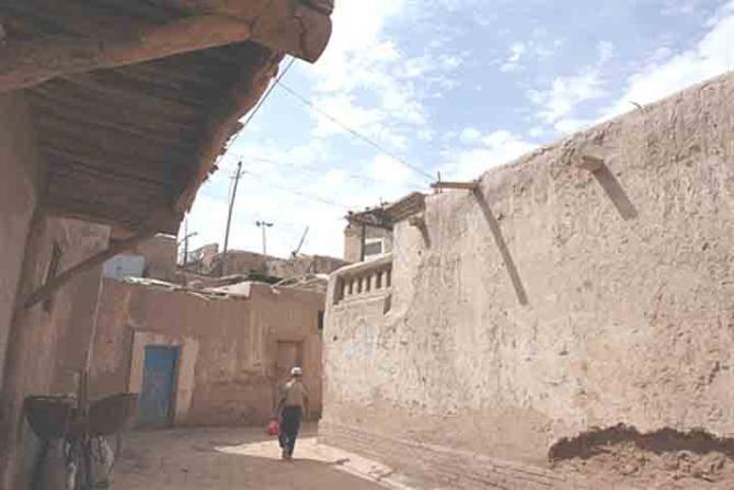 ����Ҽ�ƶ�����踽�أ�ͼƬ�������磩�������˽���½�&mdash;&mdash;27�����Ҽ�ƶ����  �½����ǵ����������ǹ��Ҽ�ƶ���أ�����ȫ��10���˿ھ�������ǹ����˵��������壬��Ҫ������ҵ��ũҵ�����֧��Ҫ�����Ҳ���������ũ������ԱȽ�ƶ������30%�ļ�ͥ�������ӵ���ѧ���鱾��ѧ�ӷѶ������ѡ��½�27���ر�������ҷ�ƶ���������ص��أ��׳�&ldquo;���Ҽ�ƶ����&rdquo;����ռ�������أ��У�������34%���ش���Զ����̬���ӡ��ֺ�Ƶ�����˲��ѷ��ȣ��ǵ�����Щ����ƶ������Ҫԭ��